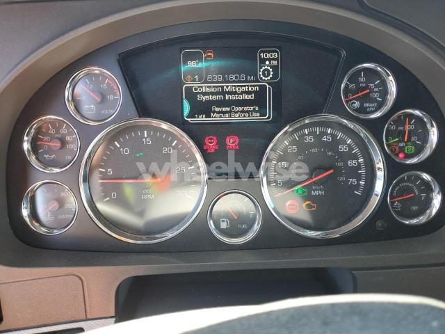 Photo 8 of 2016 KENWORTH T680 SEMI TRUCK (VIN 1XKYDP9X7GJ118202)