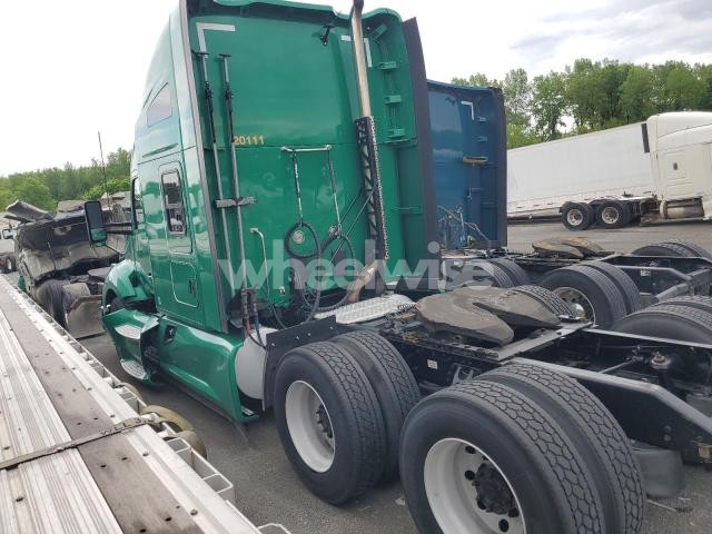Photo 10 of 2020 KENWORTH T680 SEMI TRUCK (VIN 1XKYDP9X7LJ392395)