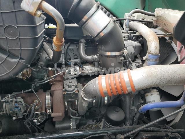 Photo 5 of 2020 KENWORTH T680 SEMI TRUCK (VIN 1XKYDP9X7LJ392395)