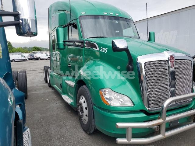 Photo 6 of 2020 KENWORTH T680 SEMI TRUCK (VIN 1XKYDP9X7LJ392395)