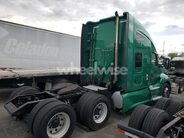 Photo 8 of 2020 KENWORTH T680 SEMI TRUCK (VIN 1XKYDP9X7LJ392395)