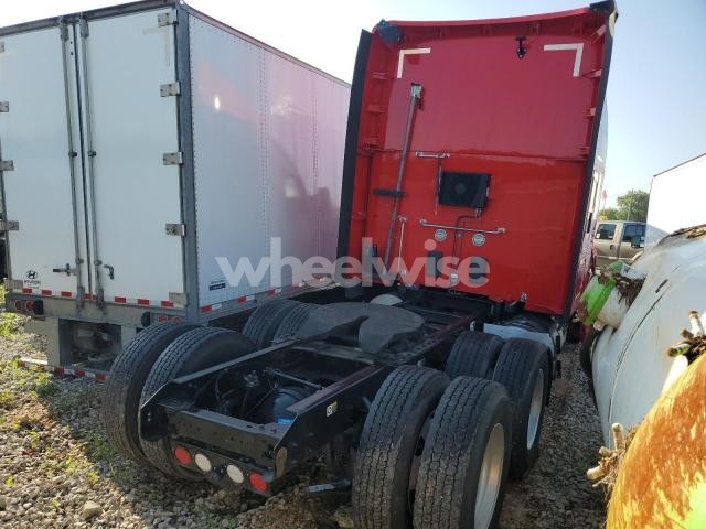 Photo 5 of 2023 KENWORTH T680 SEMI TRUCK (VIN 1XKYDP9X9PJ233545)