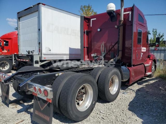 Photo 5 of 2017 KENWORTH T680 SEMI TRUCK (VIN 1XKYDP9XXHJ159182)