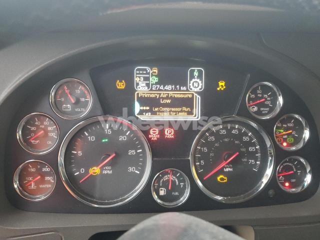 Photo 10 of 2018 KENWORTH T880 SEMI TRUCK (VIN 1XKZD49X0JJ221665)