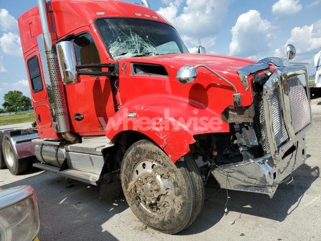 Photo 7 of 2018 KENWORTH T880 SEMI TRUCK (VIN 1XKZD49X0JJ221665)