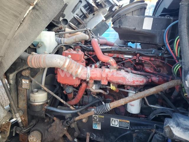 Photo 5 of 2015 KENWORTH T880 SEMI TRUCK (VIN 1XKZD49X6FJ423210)