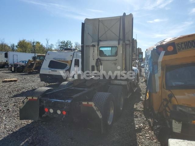 Photo 7 of 2015 KENWORTH T880 SEMI TRUCK (VIN 1XKZD49X6FJ423210)