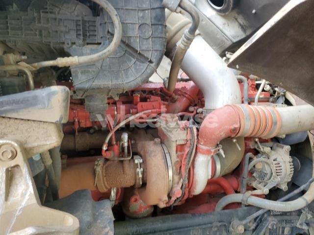 Photo 7 of 2016 KENWORTH T880 SEMI TRUCK (VIN 1XKZD49X6GJ481920)