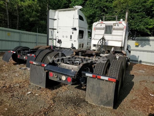 Photo 8 of 2016 KENWORTH T880 SEMI TRUCK (VIN 1XKZD49X6GJ481920)