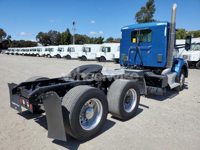 Photo 4 of 2016 KENWORTH T880 SEMI TRUCK (VIN 1XKZDP8X7GJ487163)