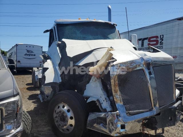 Photo 7 of 2024 KENWORTH CONSTRUCTION T880 (VIN 1XKZP40X9RJ369829)