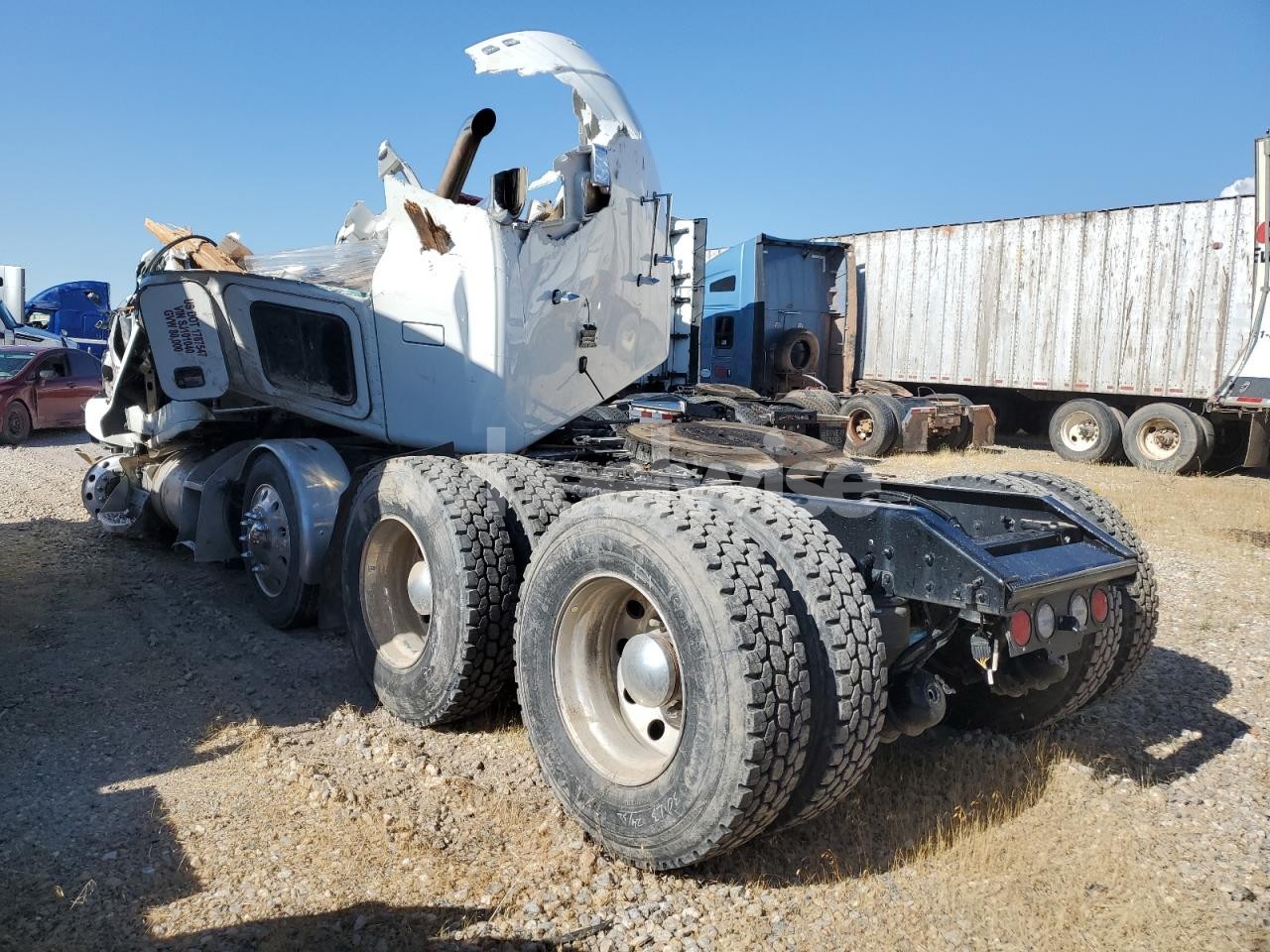 Photo 3 of 2025 KENWORTH T880 SEMI TRUCK (VIN 1XKZP4EX9SJ101040)