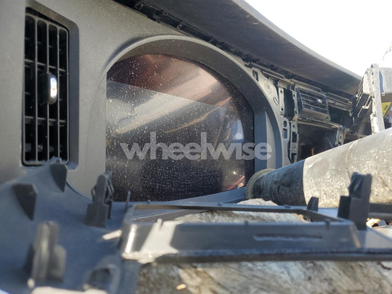 Photo 8 of 2025 KENWORTH T880 SEMI TRUCK (VIN 1XKZP4EX9SJ101040)