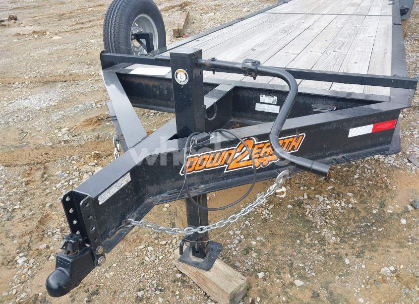 Photo 11 of 2023 Down To EARTH WOOD DECK CARHAULER (VIN 1XNBC3620P3098876)