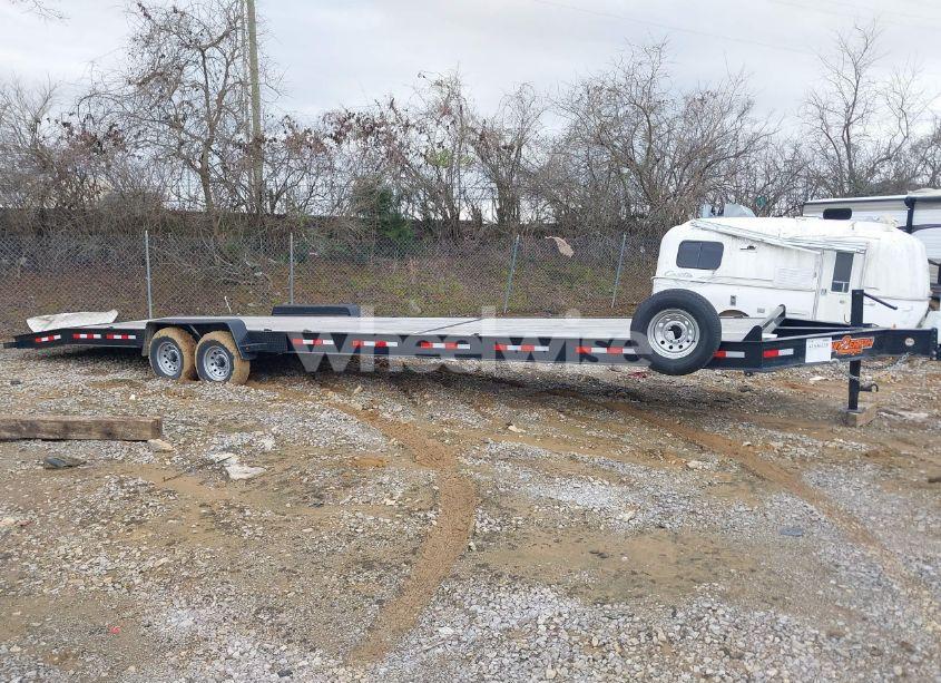 Photo 5 of 2023 Down To EARTH WOOD DECK CARHAULER (VIN 1XNBC3620P3098876)