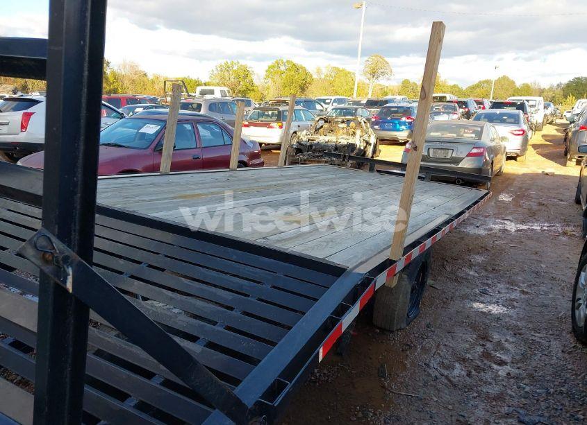 Photo 5 of 2022 Utility Trailer N/A (VIN 1XNBE2023N2022696)