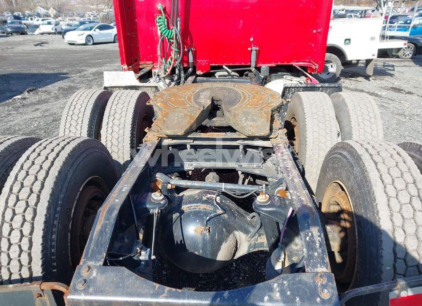 Photo 12 of 2012 Peterbilt 587 N/A (VIN 1XP4D49X1CD132614)