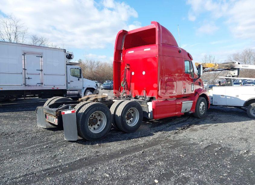 Photo 4 of 2012 Peterbilt 587 N/A (VIN 1XP4D49X1CD132614)