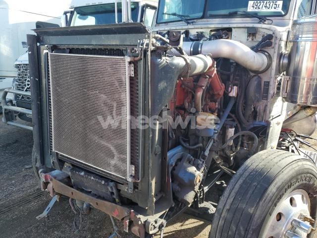 2005 PETERBILT 379 SEMI TRUCK N/A (VIN 1XP5D49X15N860192) main photo