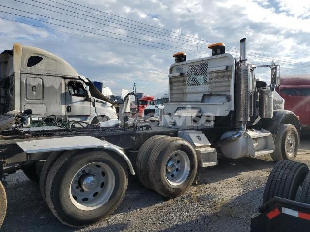 Photo 3 of 2007 PETERBILT 379 SEMI TRUCK (VIN 1XP5DB0X57N673140)