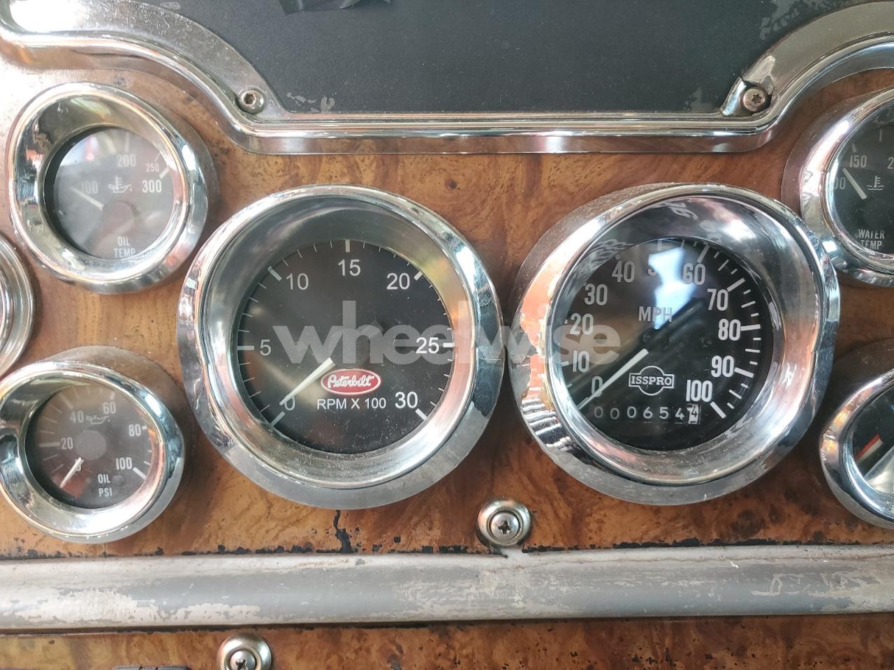 Photo 8 of 2001 PETERBILT 379 SEMI TRUCK (VIN 1XP5DB9X01N557130)