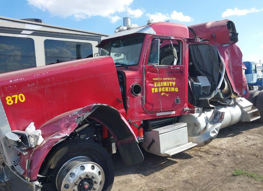 Photo 11 of 2004 Peterbilt 379 N/A (VIN 1XP5DB9X04D819870)