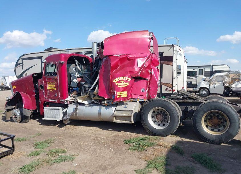 Photo 14 of 2004 Peterbilt 379 N/A (VIN 1XP5DB9X04D819870)