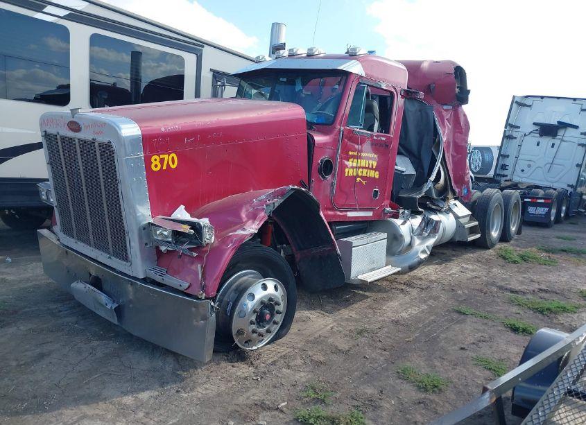 Photo 2 of 2004 Peterbilt 379 N/A (VIN 1XP5DB9X04D819870)