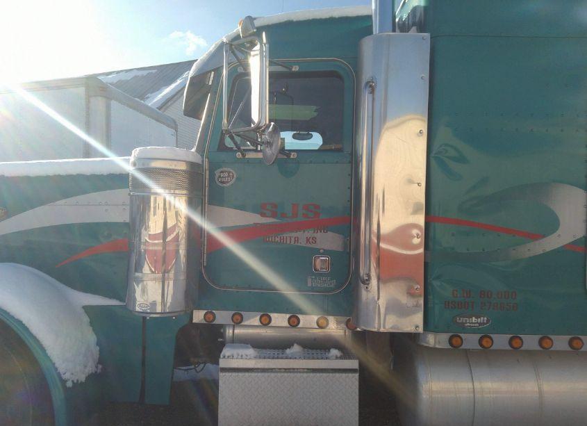 Photo 15 of 2000 Peterbilt 379 N/A (VIN 1XP5DB9X1YD506851)