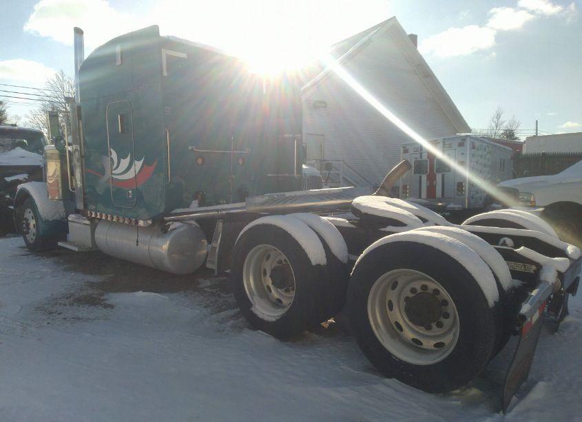 Photo 3 of 2000 Peterbilt 379 N/A (VIN 1XP5DB9X1YD506851)