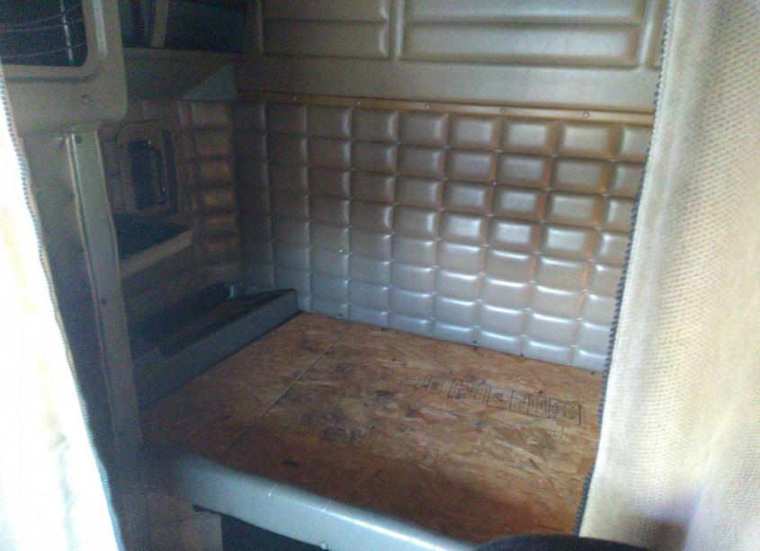 Photo 7 of 2000 Peterbilt 379 N/A (VIN 1XP5DB9X1YD506851)