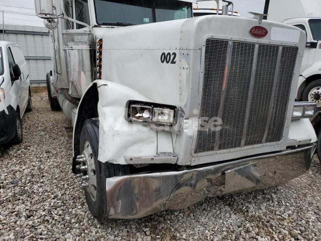 Photo 4 of 2005 PETERBILT 379 SEMI TRUCK N/A (VIN 1XP5DB9X35N881291)