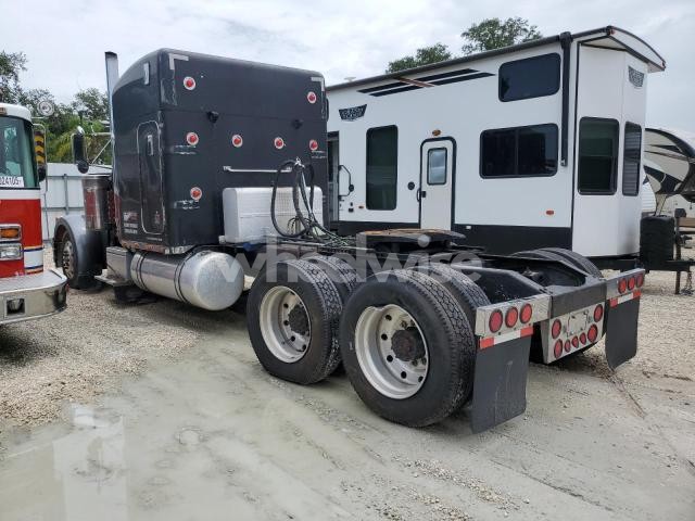 Photo 2 of 1993 PETERBILT 379 SEMI TRUCK N/A (VIN 1XP5DB9X3PD330982)