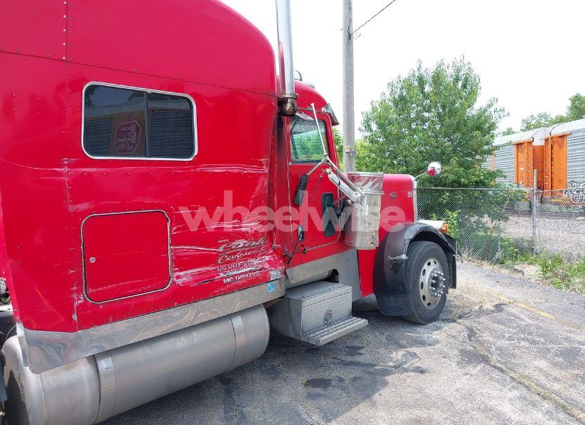 Photo 11 of 2005 Peterbilt 379 N/A (VIN 1XP5DB9X55N841424)