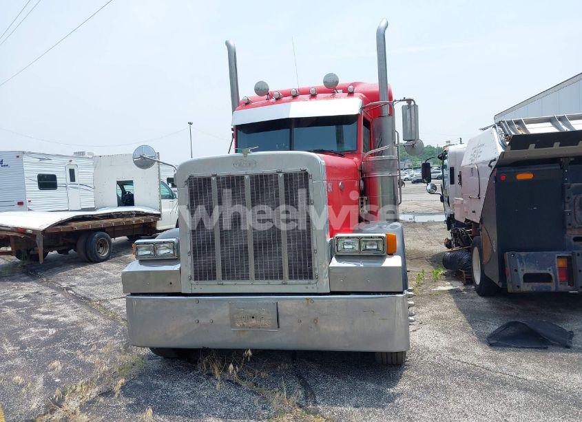 Photo 12 of 2005 Peterbilt 379 N/A (VIN 1XP5DB9X55N841424)