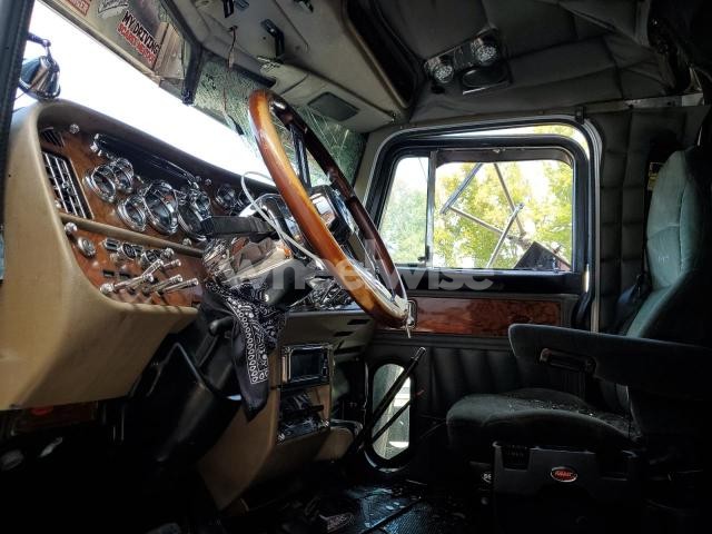 Photo 4 of 2004 PETERBILT 379 SEMI TRUCK (VIN 1XP5DB9X64N824257)