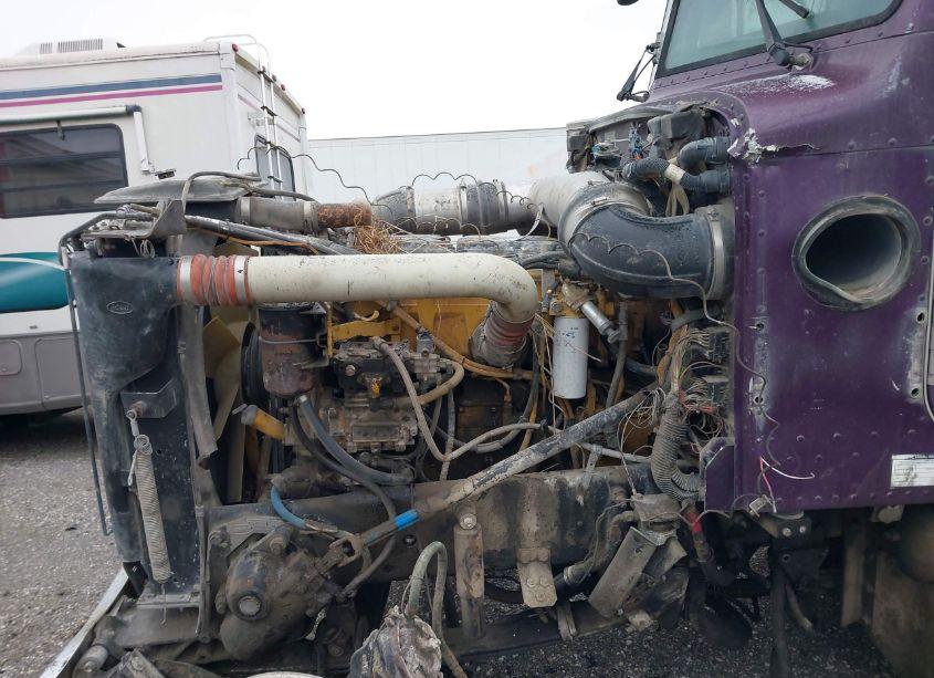 Photo 10 of 2000 Peterbilt 379 N/A (VIN 1XP5DB9X8YD512081)