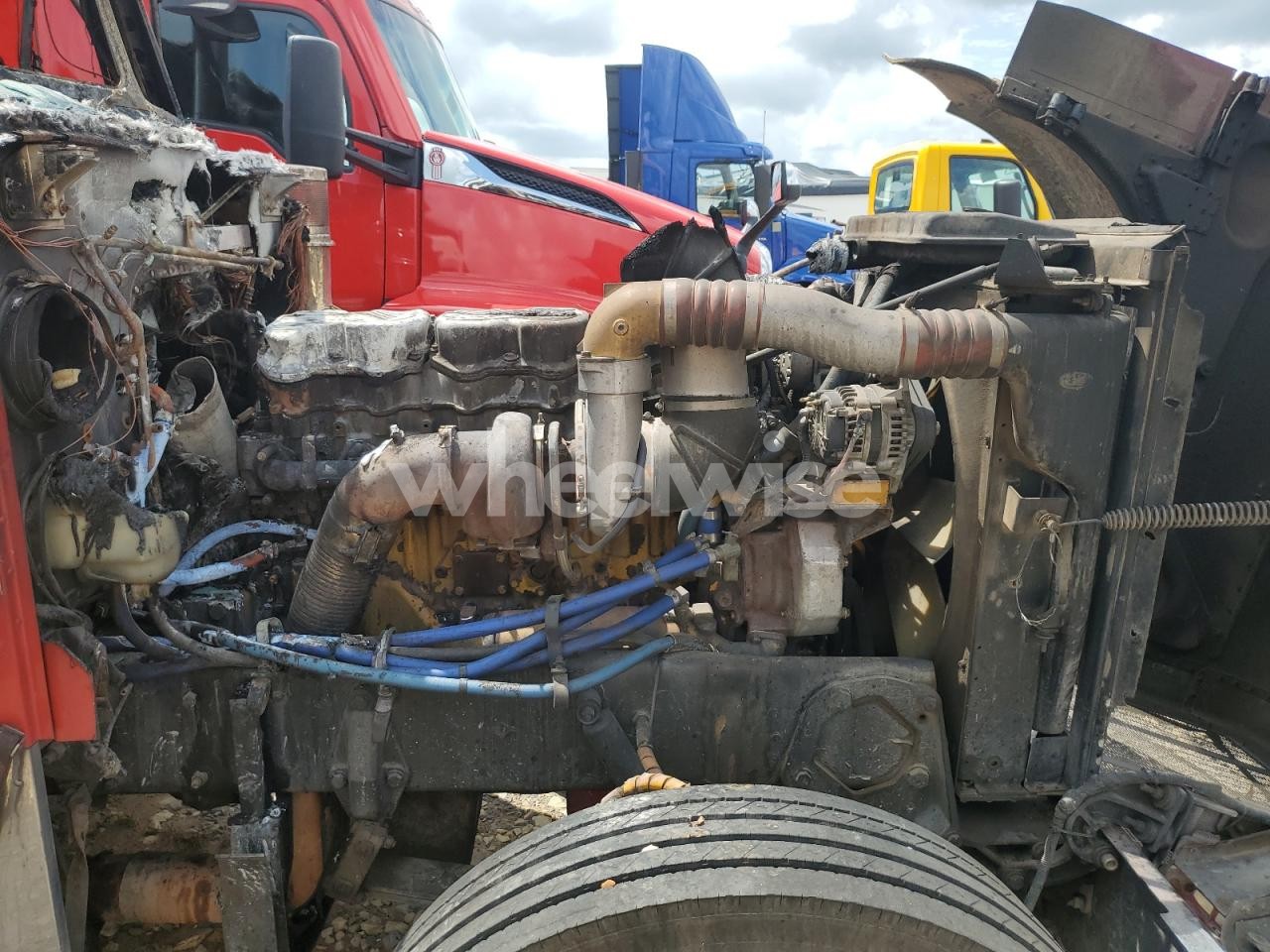 Photo 7 of 2002 PETERBILT 379 SEMI TRUCK (VIN 1XP5DB9XX1D570232)