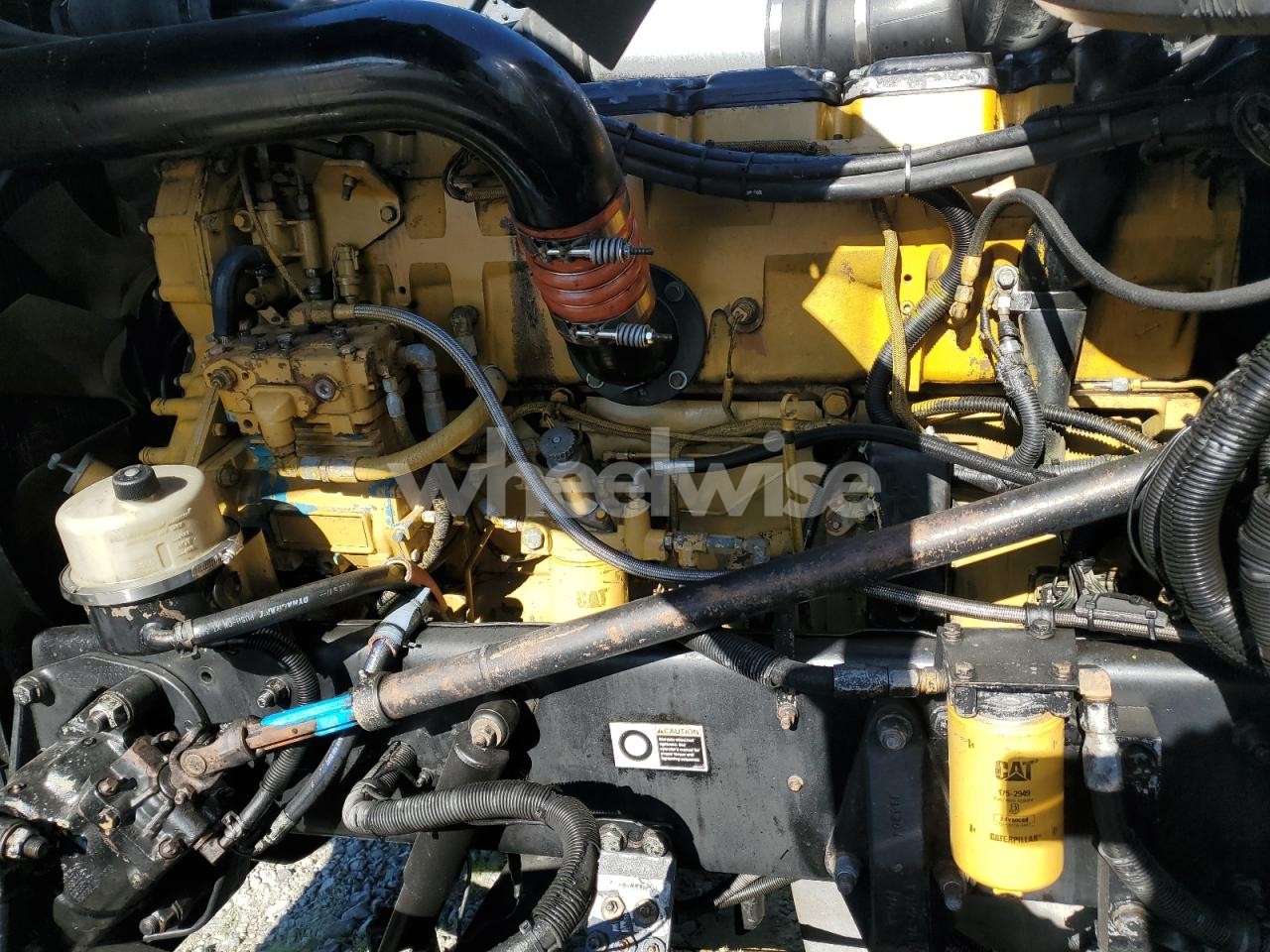 Photo 7 of 2004 PETERBILT 379 SEMI TRUCK (VIN 1XP5DB9XX4D823229)