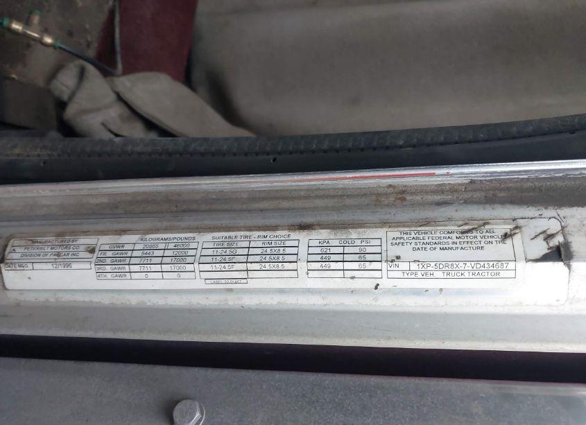 Photo 8 of 1997 Peterbilt 379 N/A (VIN 1XP5DR8X7VD434687)