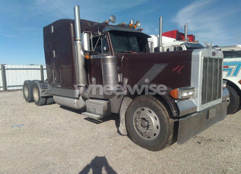 1998 Peterbilt 379 N/A (VIN 1XP5DR9X0WD456448) main photo