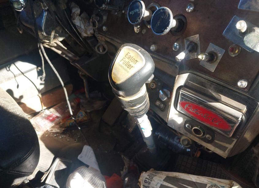 Photo 19 of 1995 Peterbilt 379 N/A (VIN 1XP5DR9X6SD378848)