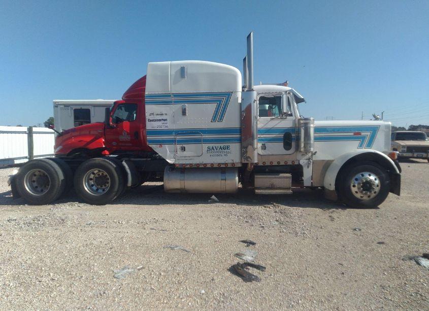 Photo 14 of 2004 Peterbilt 379 N/A (VIN 1XP5DU9X64D814832)