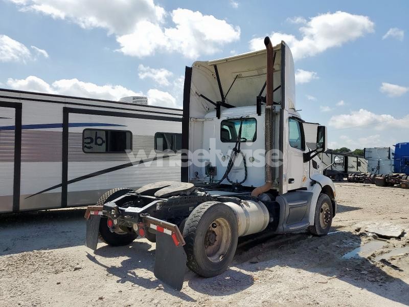 Photo 4 of 2025 PETERBILT 579 N/A (VIN 1XPBA48X2GD339634)