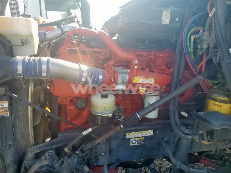 Photo 6 of 2017 PETERBILT 579 SEMI TRUCK N/A (VIN 1XPBA48X3HD409515)