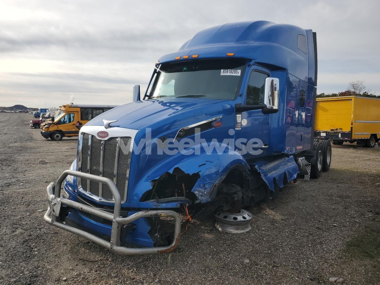 2024 PETERBILT TRACTOR 579 - SEMI TRUCK