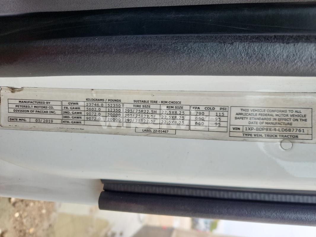 Photo 5 of 2020 PETERBILT 579 SEMI TRUCK N/A (VIN 1XPBDP9X4LD687761)
