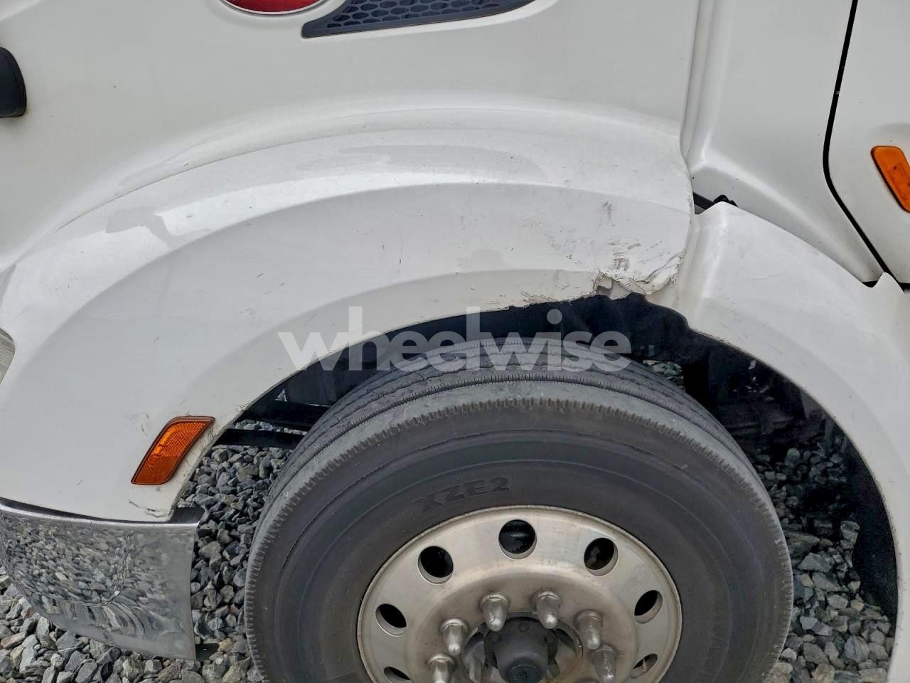 Photo 9 of 2017 PETERBILT 579 SEMI TRUCK (VIN 1XPBDP9X6HD359698)