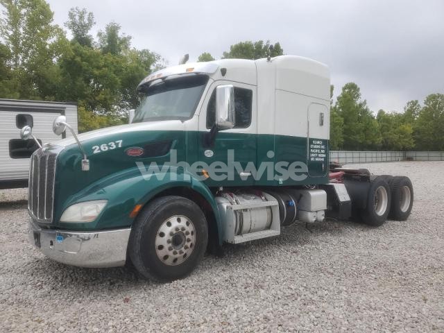 Photo 6 of 2017 PETERBILT 579 SEMI TRUCK N/A (VIN 1XPBDP9X6HD422637)