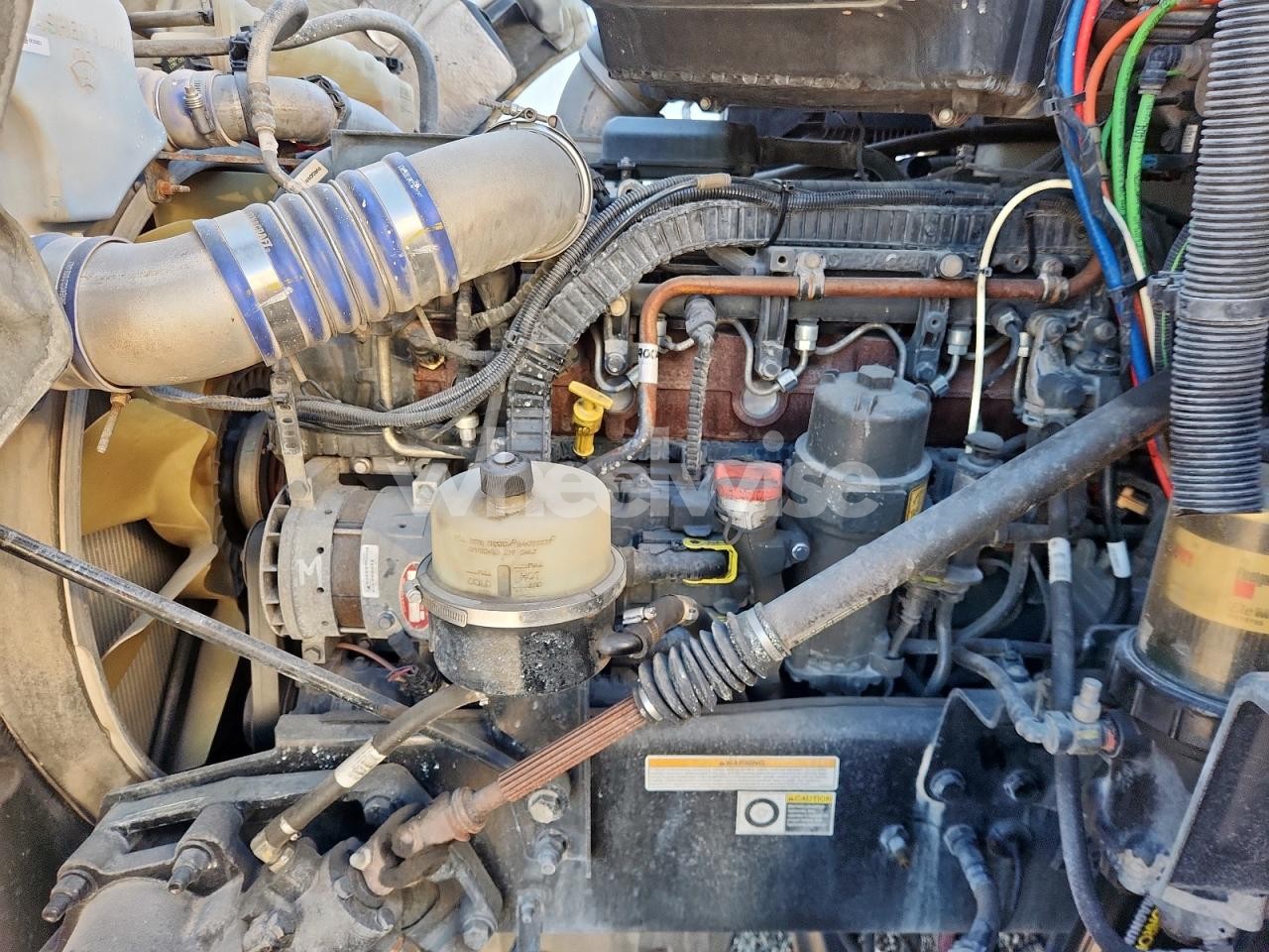 Photo 7 of 2018 PETERBILT 579 SEMI TRUCK N/A (VIN 1XPBDP9X9JD474043)